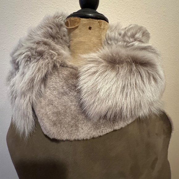 Sundance Shearling Coat Gorgeous Truffle (Dark Taupe)-NWT - Picture 10 of 10